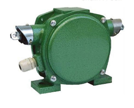 化工廠專用兩級(jí)跑偏開關(guān)EBBS-80、膠帶跑偏開關(guān)DPK-12-30大量現(xiàn)貨生產(chǎn)