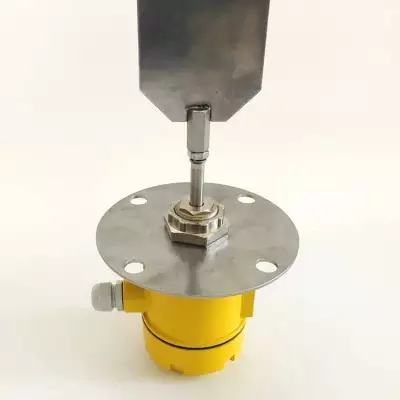 旋轉(zhuǎn)式堵煤開關(guān)SBNZX-150A、造紙廠塊狀物檢測料位開關(guān)RF961G-M22廠家